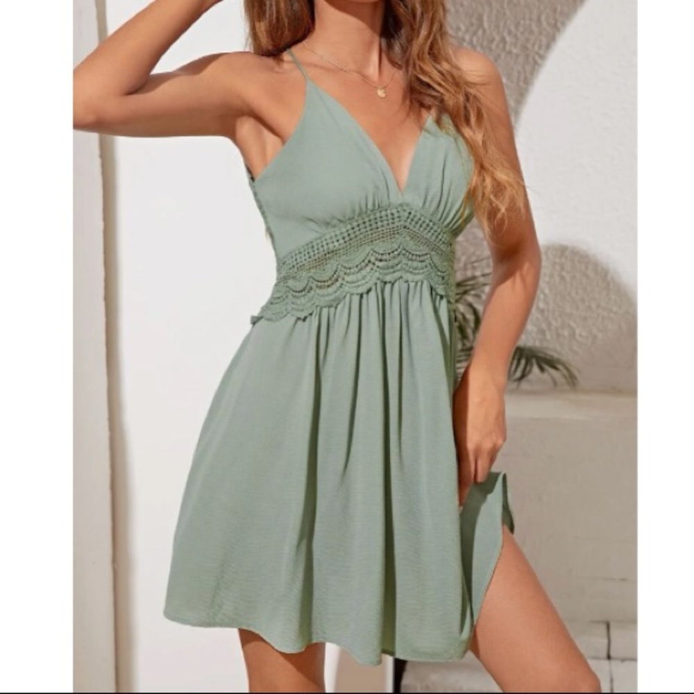 Boho lace insert tie back cami dress - Picture 8 of 16